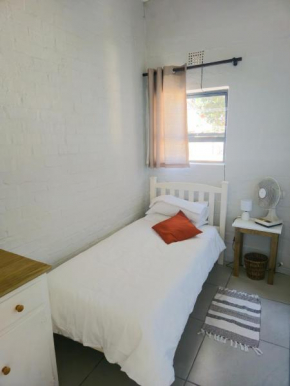 Seewind Onrus cottage